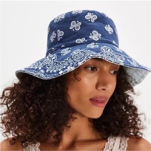 Free People Navy Paisley Bucket Hat (reversible!!)